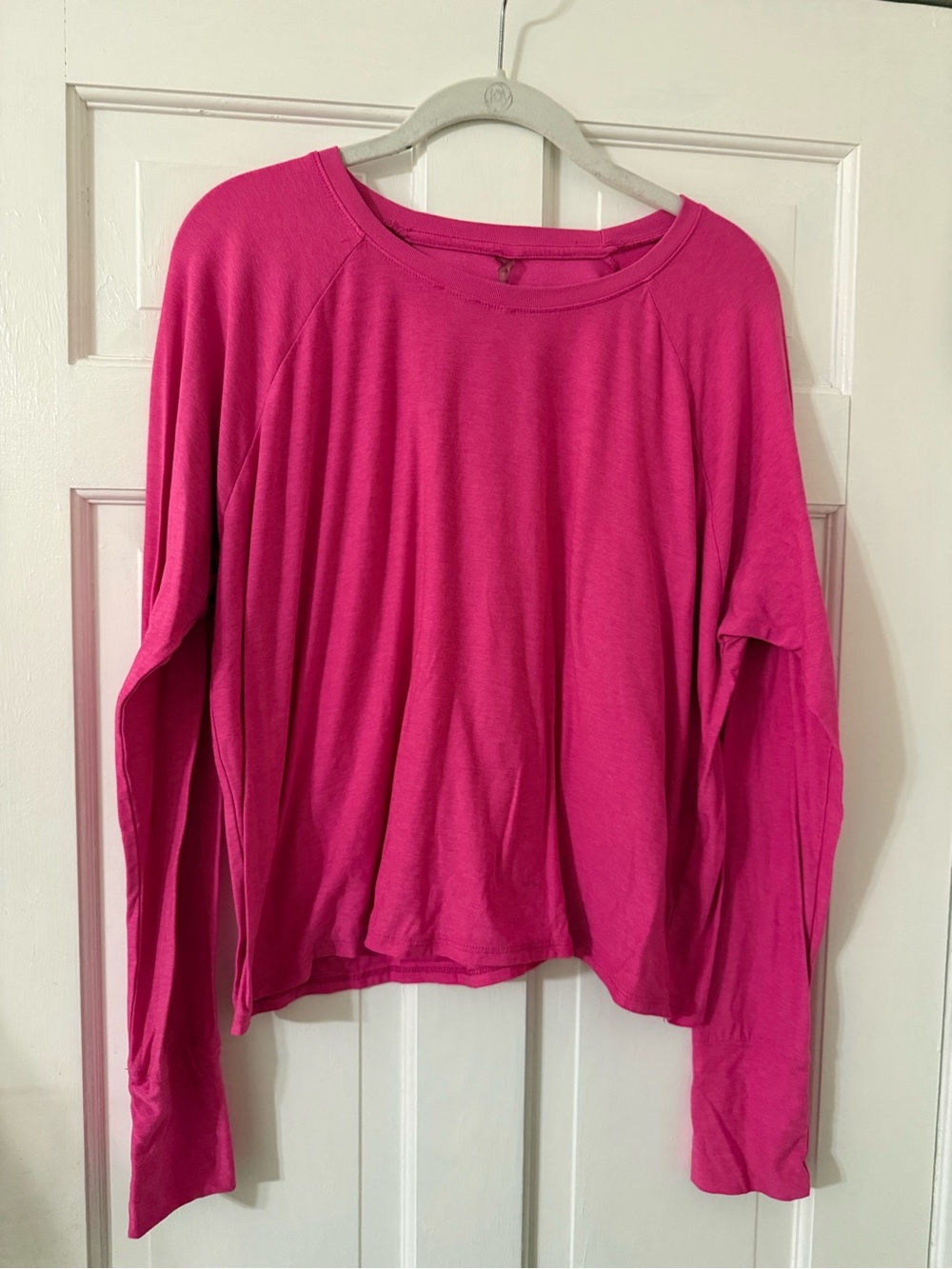 Beyond Yoga Vibrant Fuchsia Long Sleeve Tee